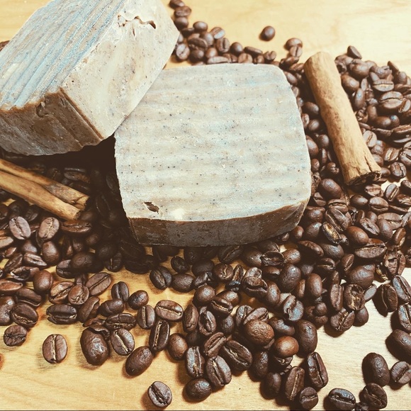Cinnamon dulce coffee soap bar - Picture 4 of 4